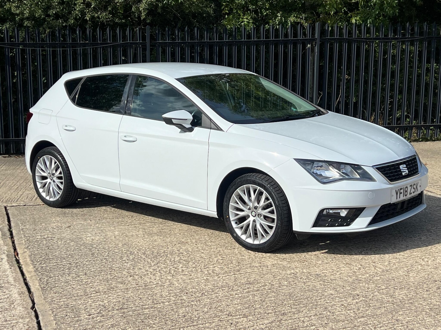 Used SEAT Leon 2018 for sale - 76059466: Photo 3
