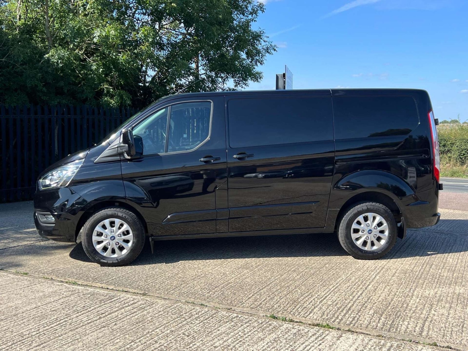 Used Ford Transit Custom 2021 for sale - 77789748: Photo 14