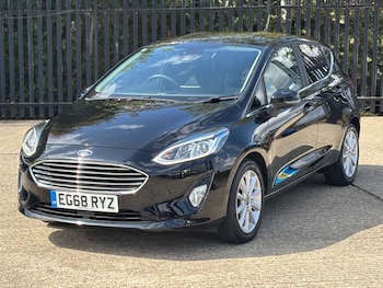 Used Ford Fiesta 2019 for sale - 79606800: Photo