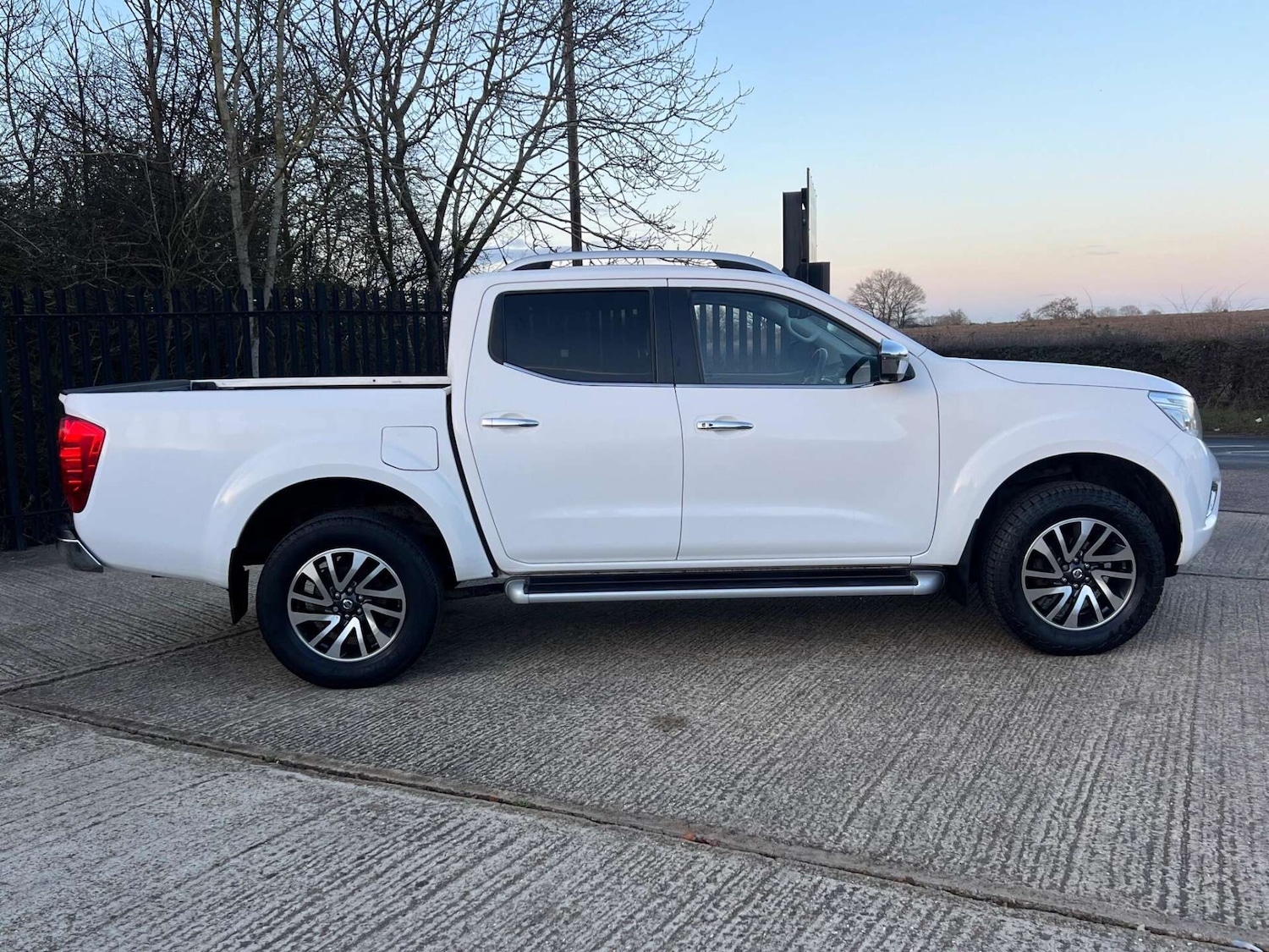 Used Nissan Navara 2018 for sale - 77350970: Photo 14