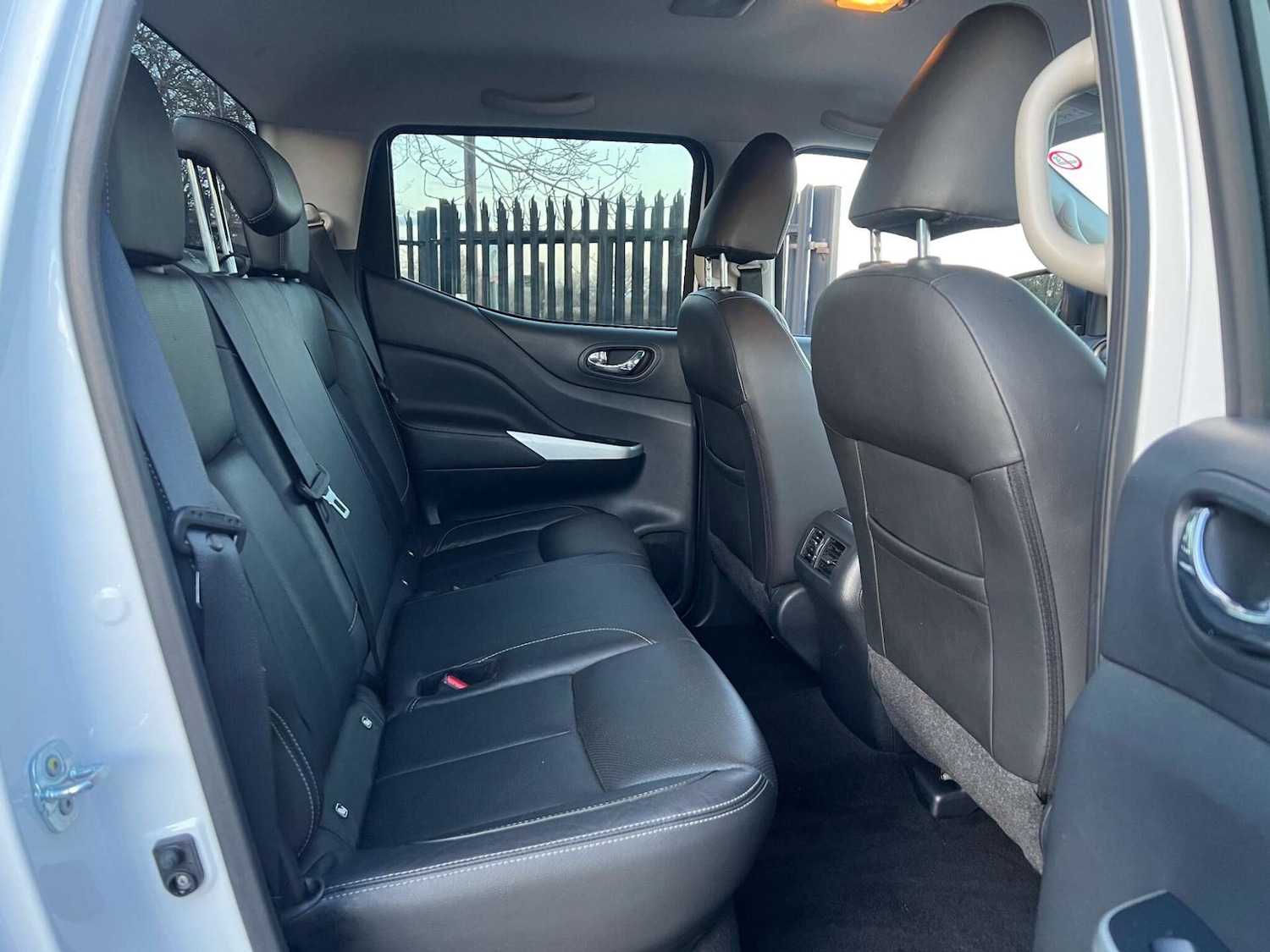 Used Nissan Navara 2018 for sale - 77350970: Photo 26