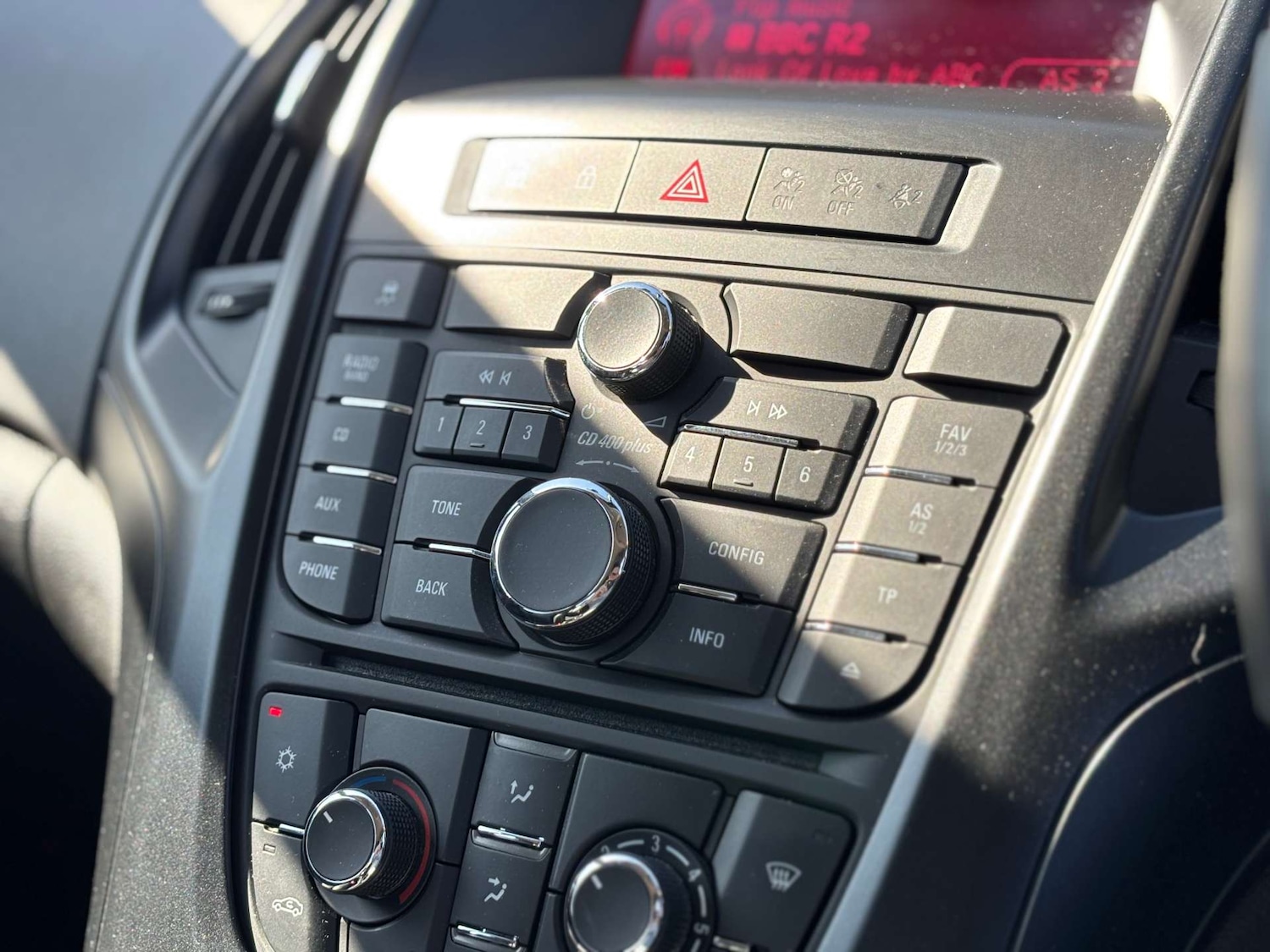 Used Vauxhall Astra 2015 for sale - 78027706: Photo 23