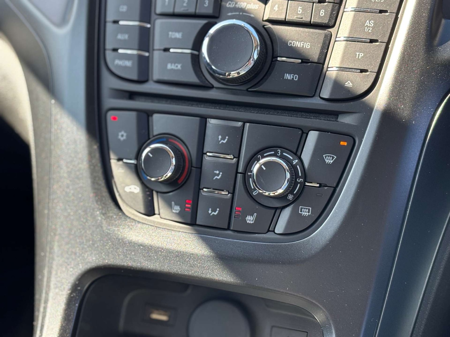 Used Vauxhall Astra 2015 for sale - 78027706: Photo 24