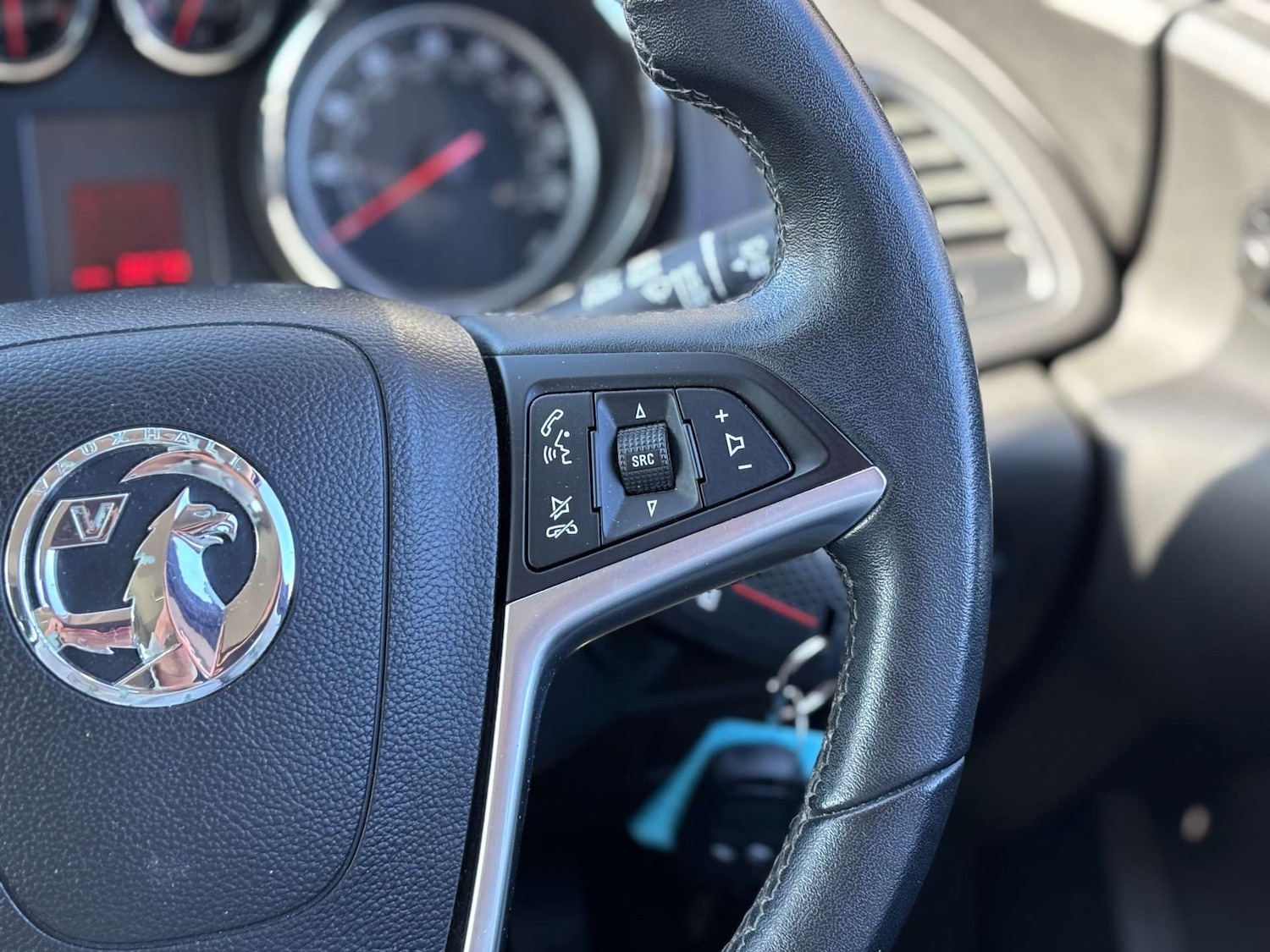 Used Vauxhall Astra 2015 for sale - 78027706: Photo 27