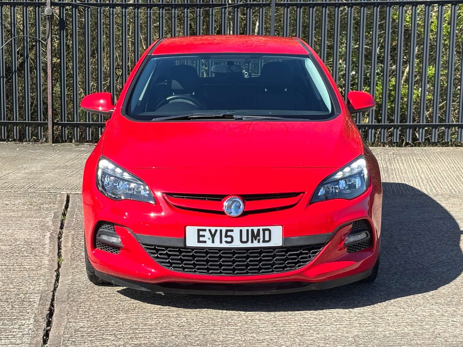 Used Vauxhall Astra 2015 for sale - 78027706: Photo 3