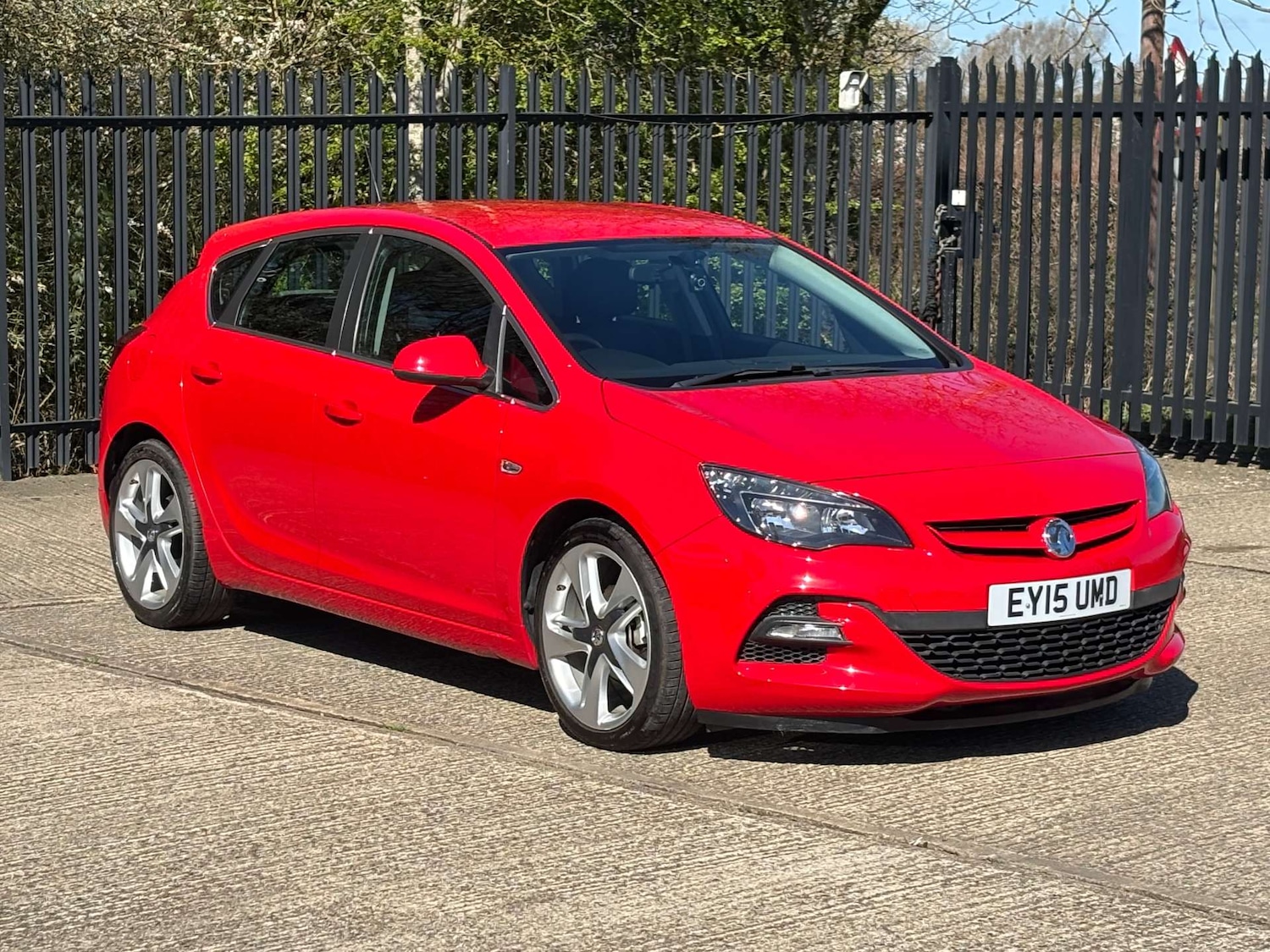 Used Vauxhall Astra 2015 for sale - 78027706: Photo 6