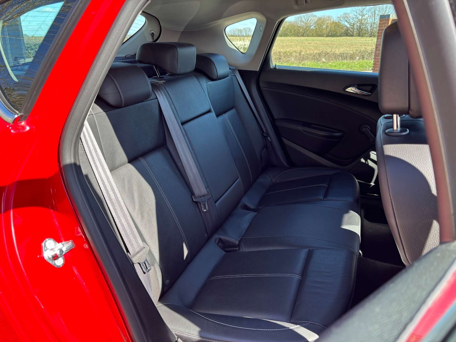 Used Vauxhall Astra 2015 for sale - 78027706: Photo 9