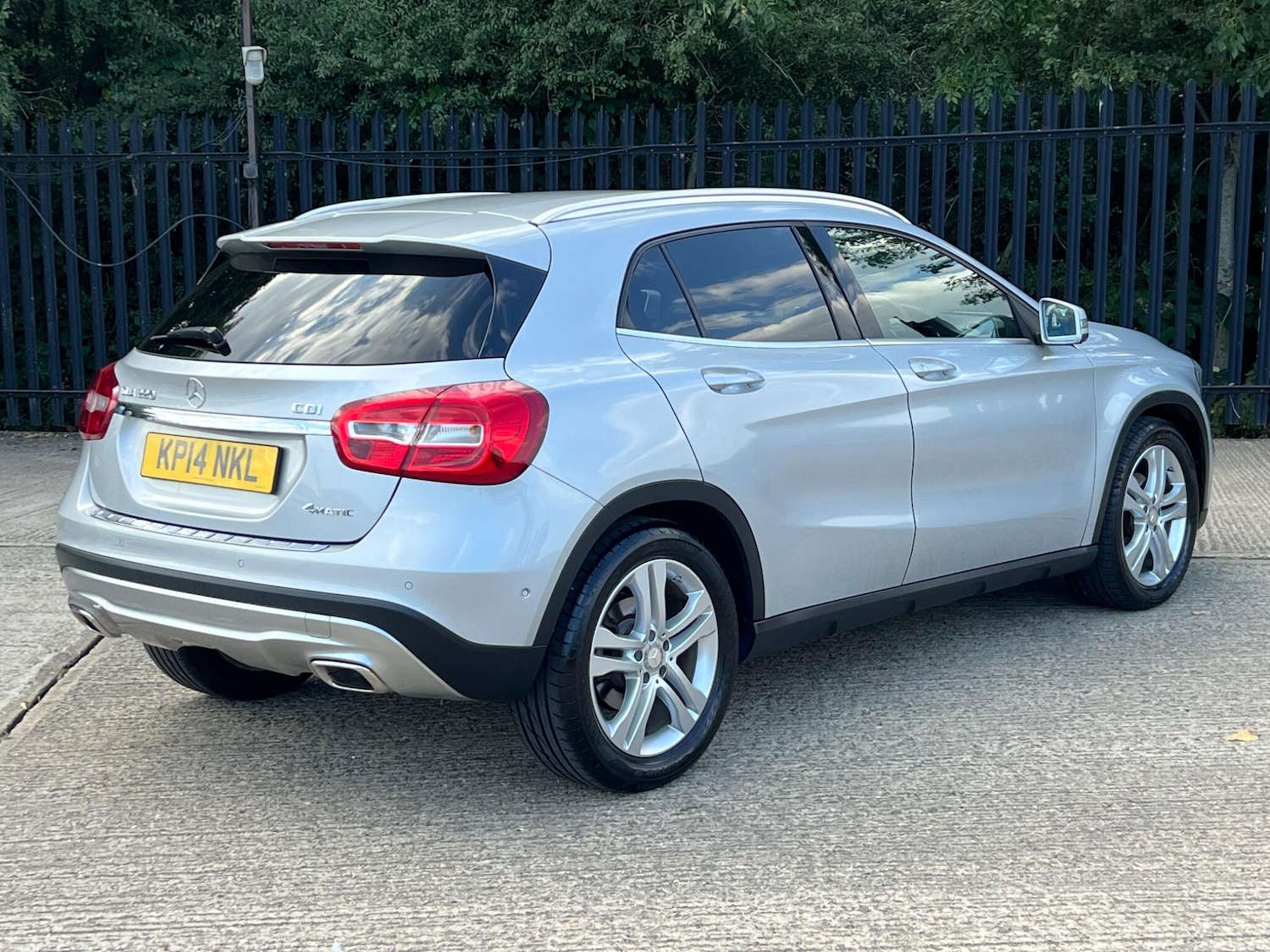 Used Mercedes-Benz GLA 2014 for sale - 76992973: Photo 11