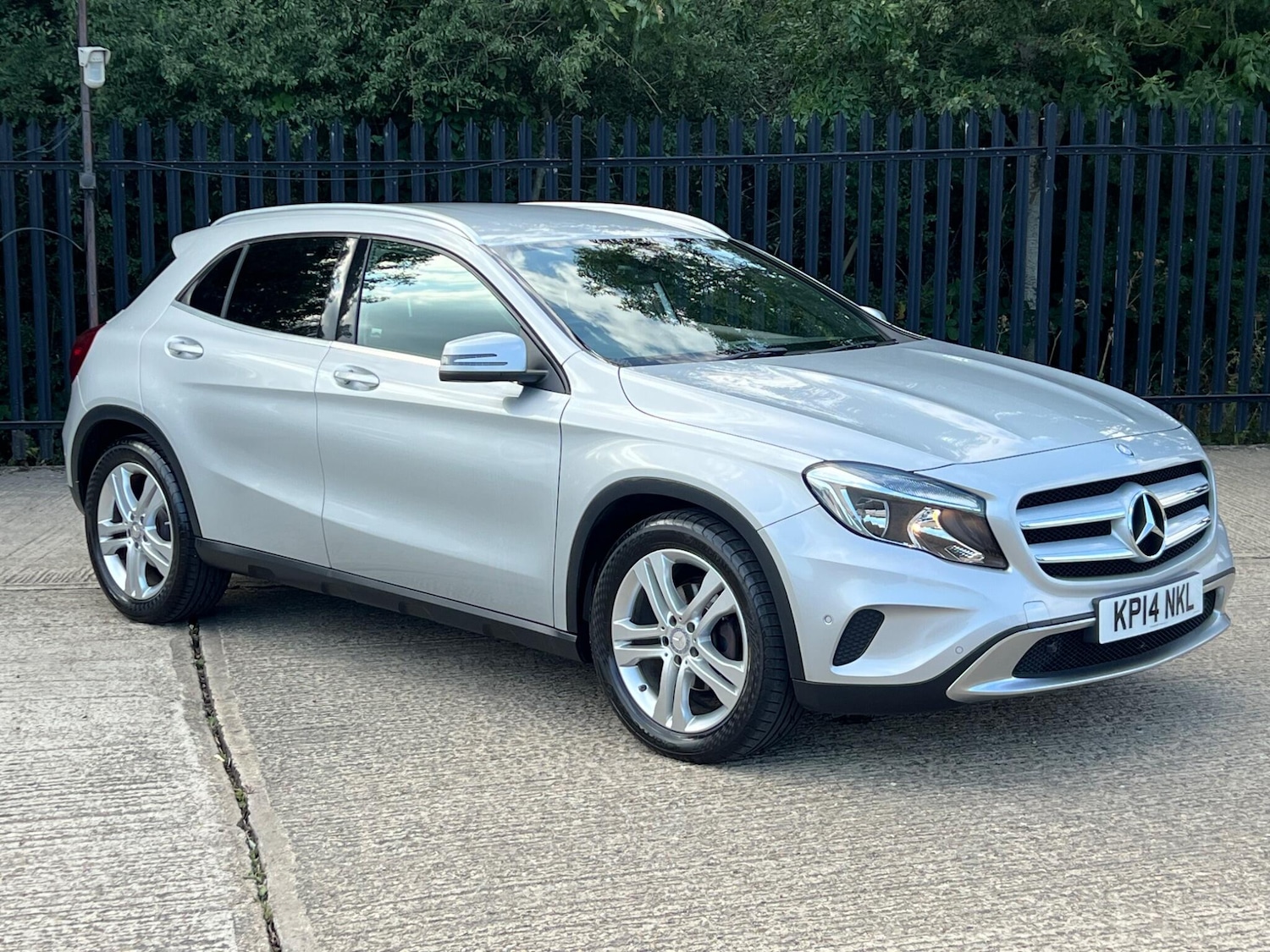 Used Mercedes-Benz GLA 2014 for sale - 76992973: Photo 3