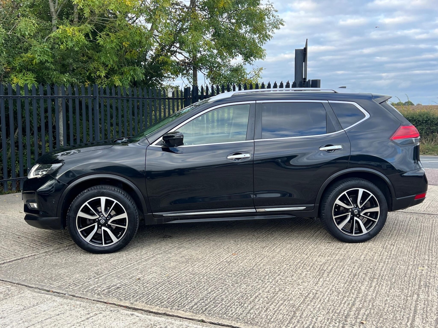 Used Nissan X-Trail 2018 for sale - 76122632: Photo 14