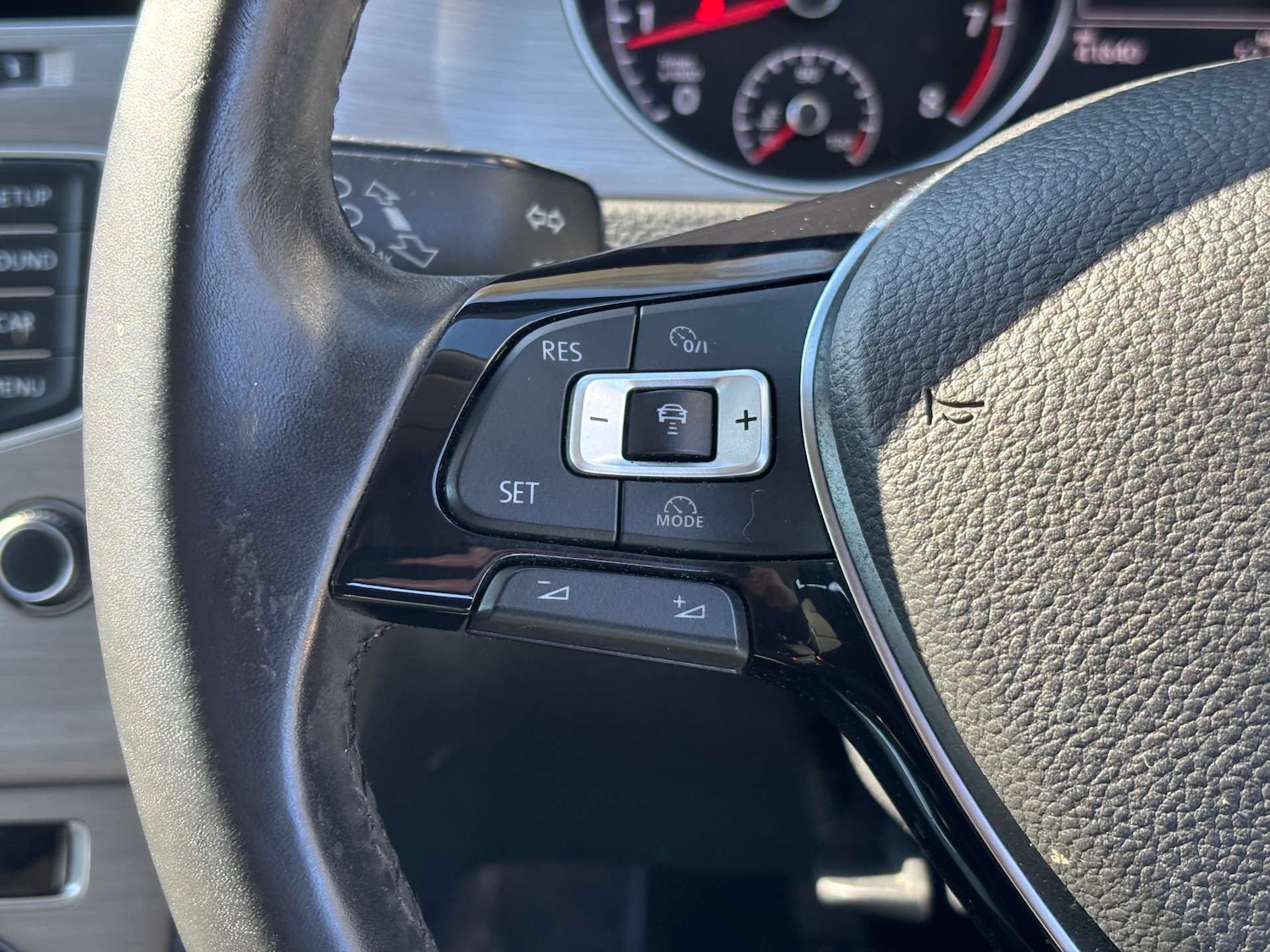 Used Volkswagen Golf 2015 for sale - 77667843: Photo 24