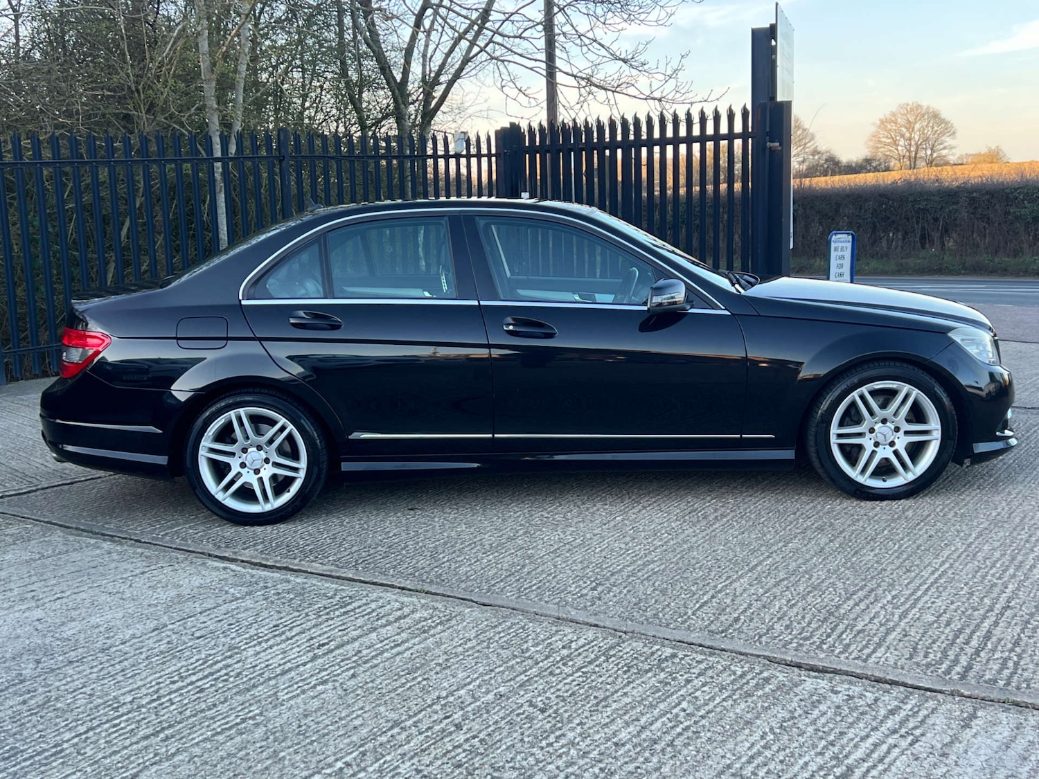 Used Mercedes-Benz C Class 2009 for sale - 77717756: Photo 9