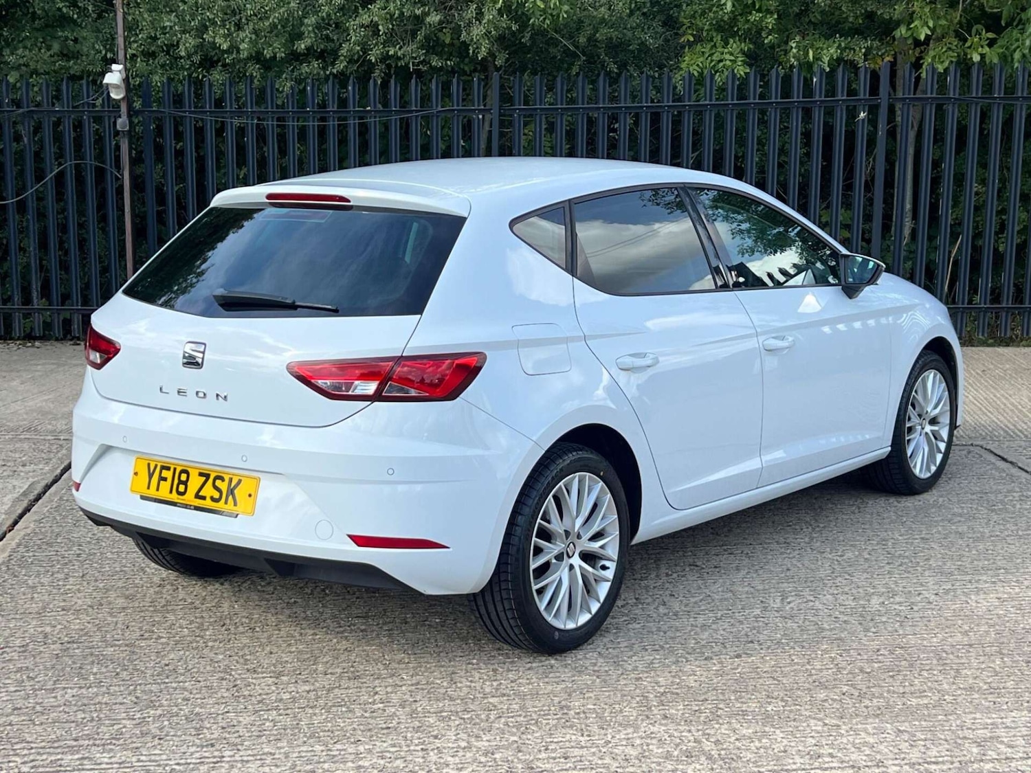 Used SEAT Leon 2018 for sale - 77350987: Photo 11