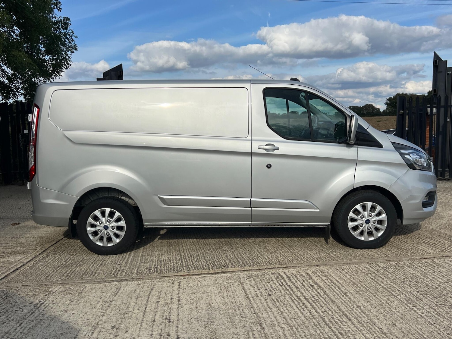 Used Ford Transit Custom 2023 for sale - 76995873: Photo 10