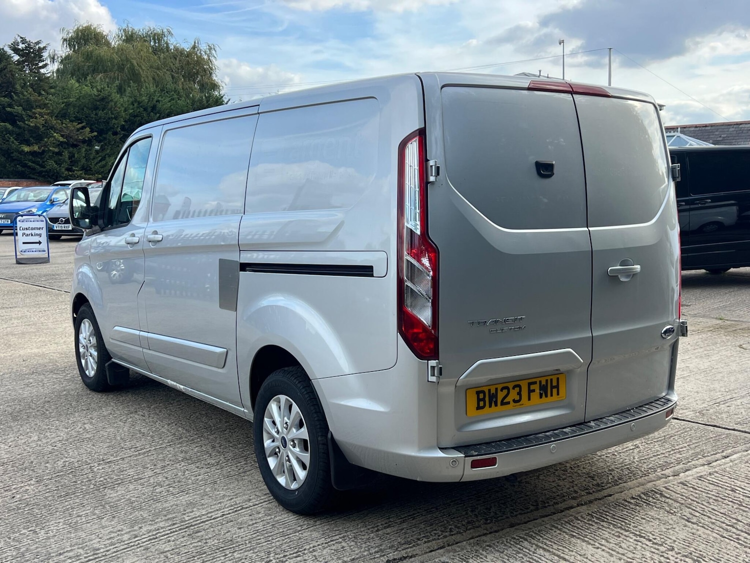 Used Ford Transit Custom 2023 for sale - 76995873: Photo 6