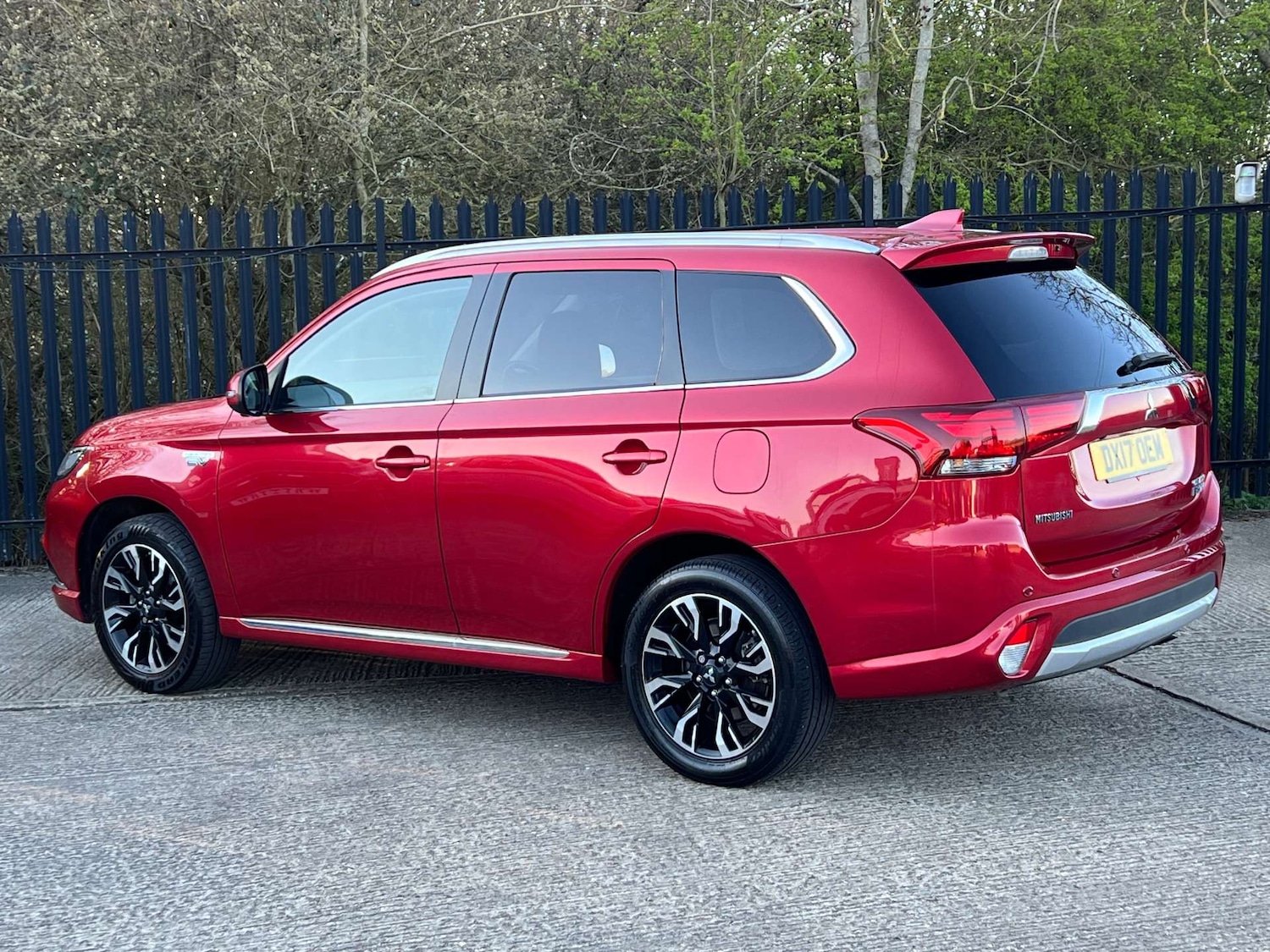 Used Mitsubishi Outlander 2017 for sale - 77931995: Photo 10