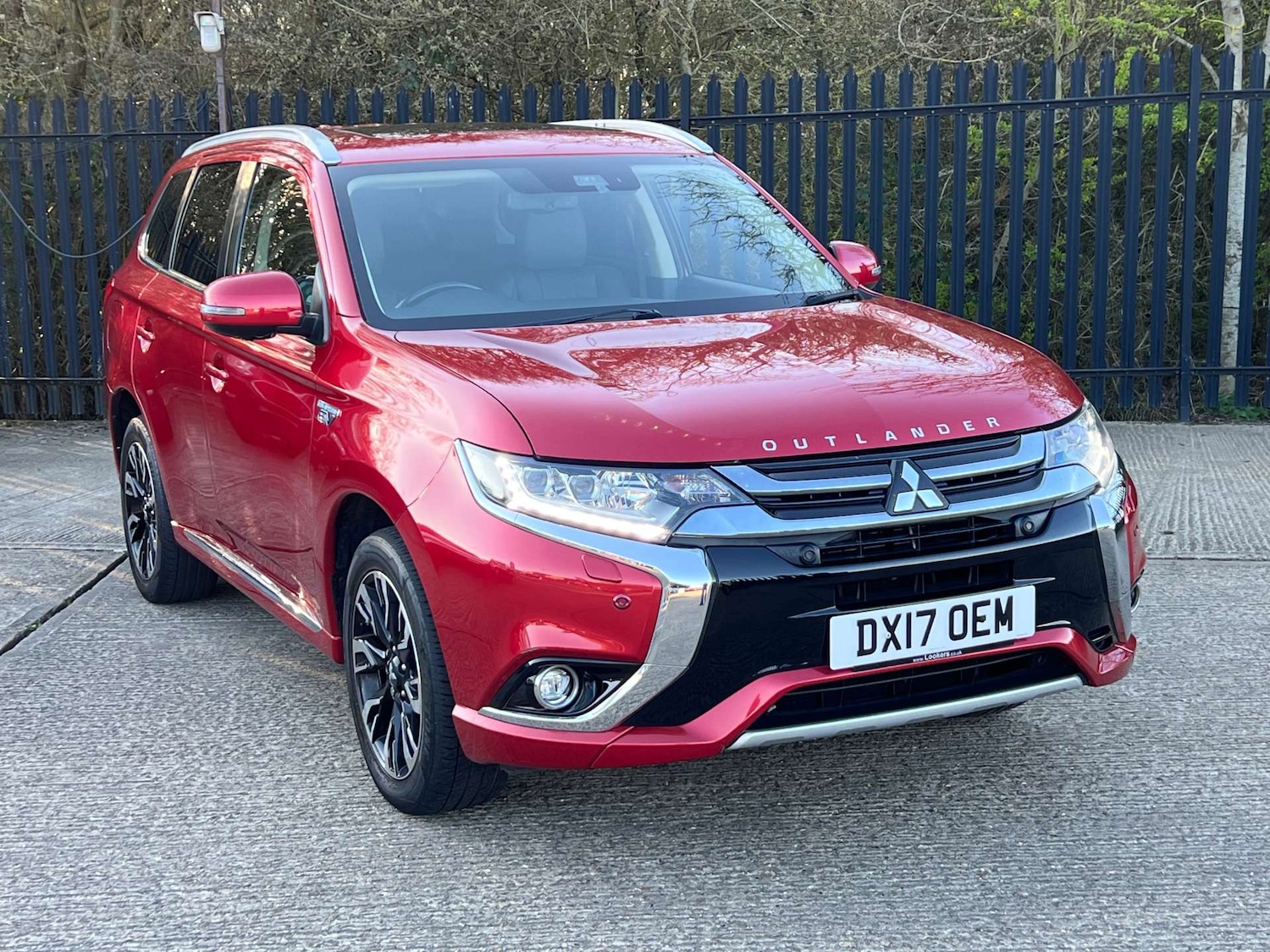 Used Mitsubishi Outlander 2017 for sale - 77931995: Photo 17