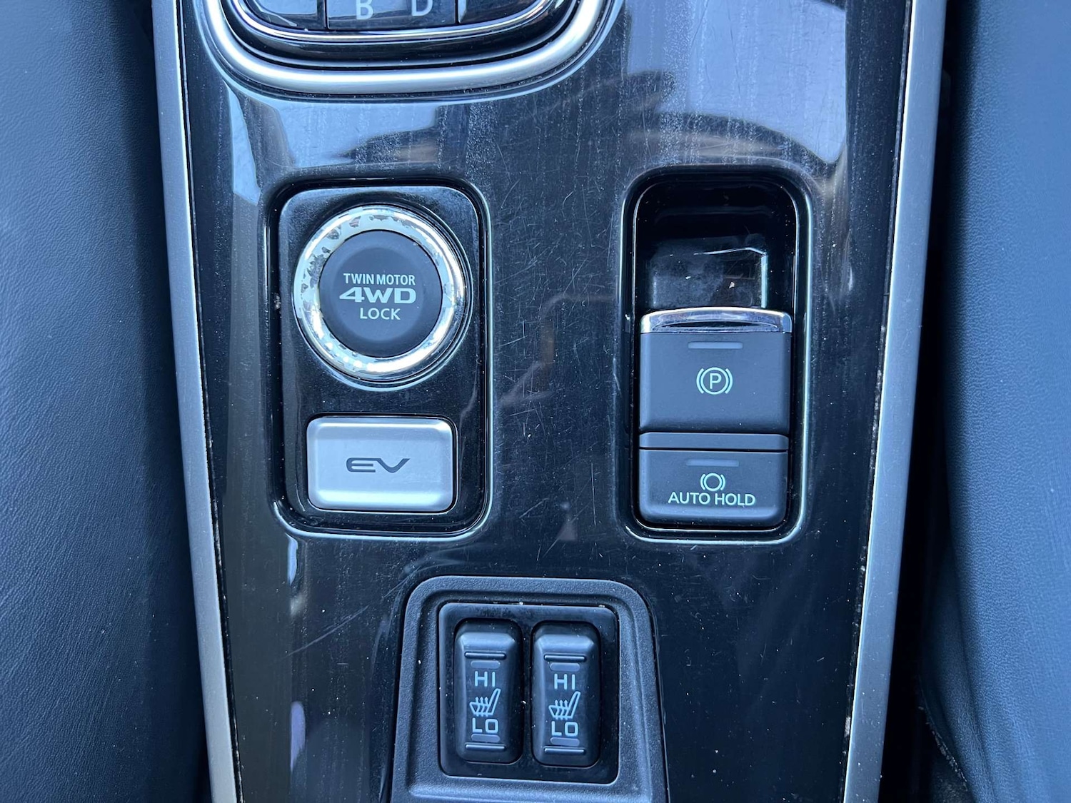 Used Mitsubishi Outlander 2017 for sale - 77931995: Photo 26