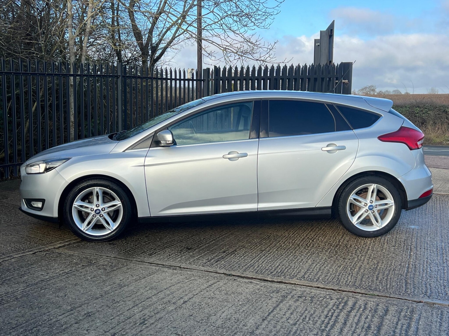 Used Ford Focus for sale - 77305373: Photo 13