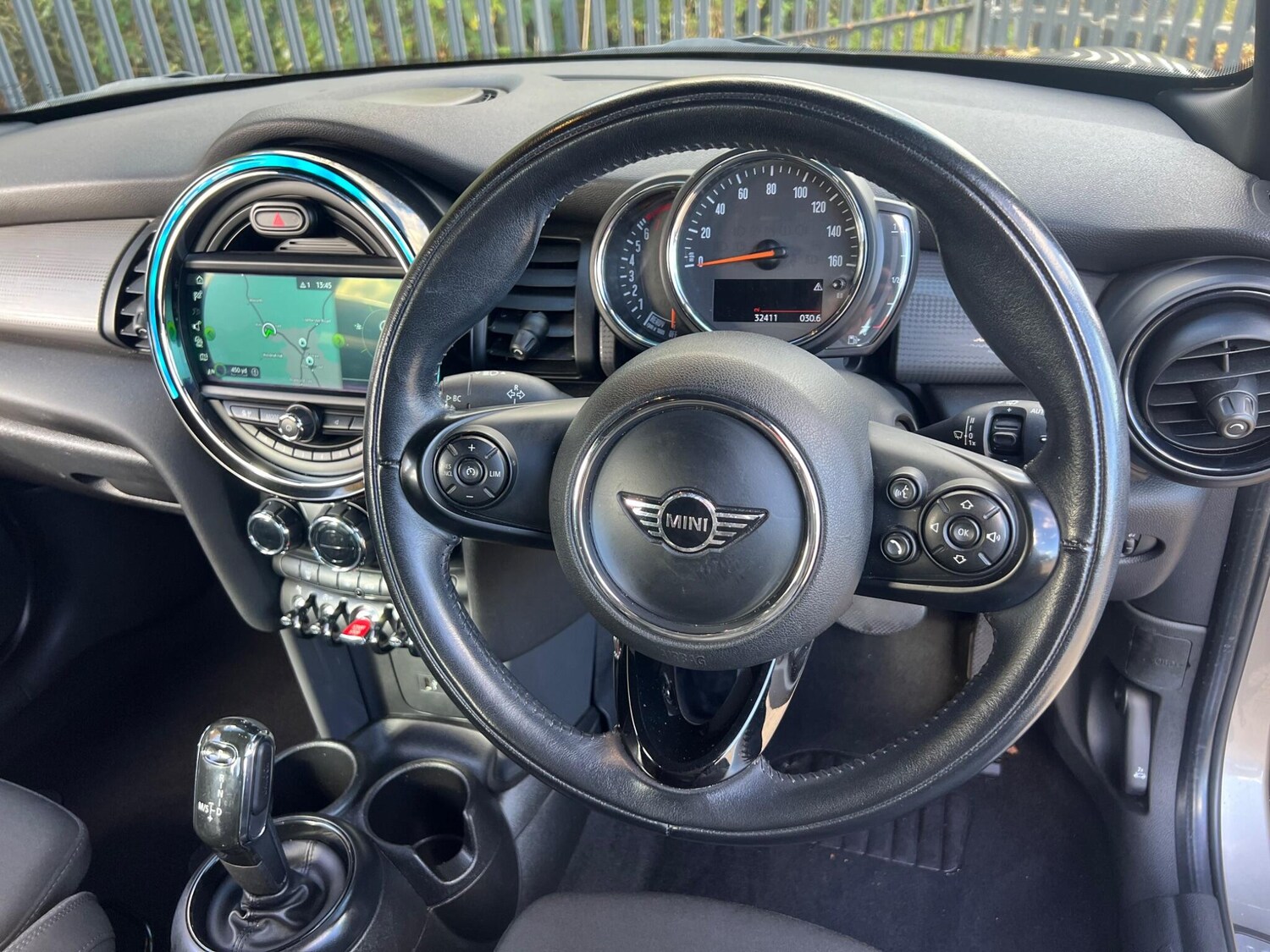 Used MINI Hatch 2018 for sale - 76349489: Photo 24