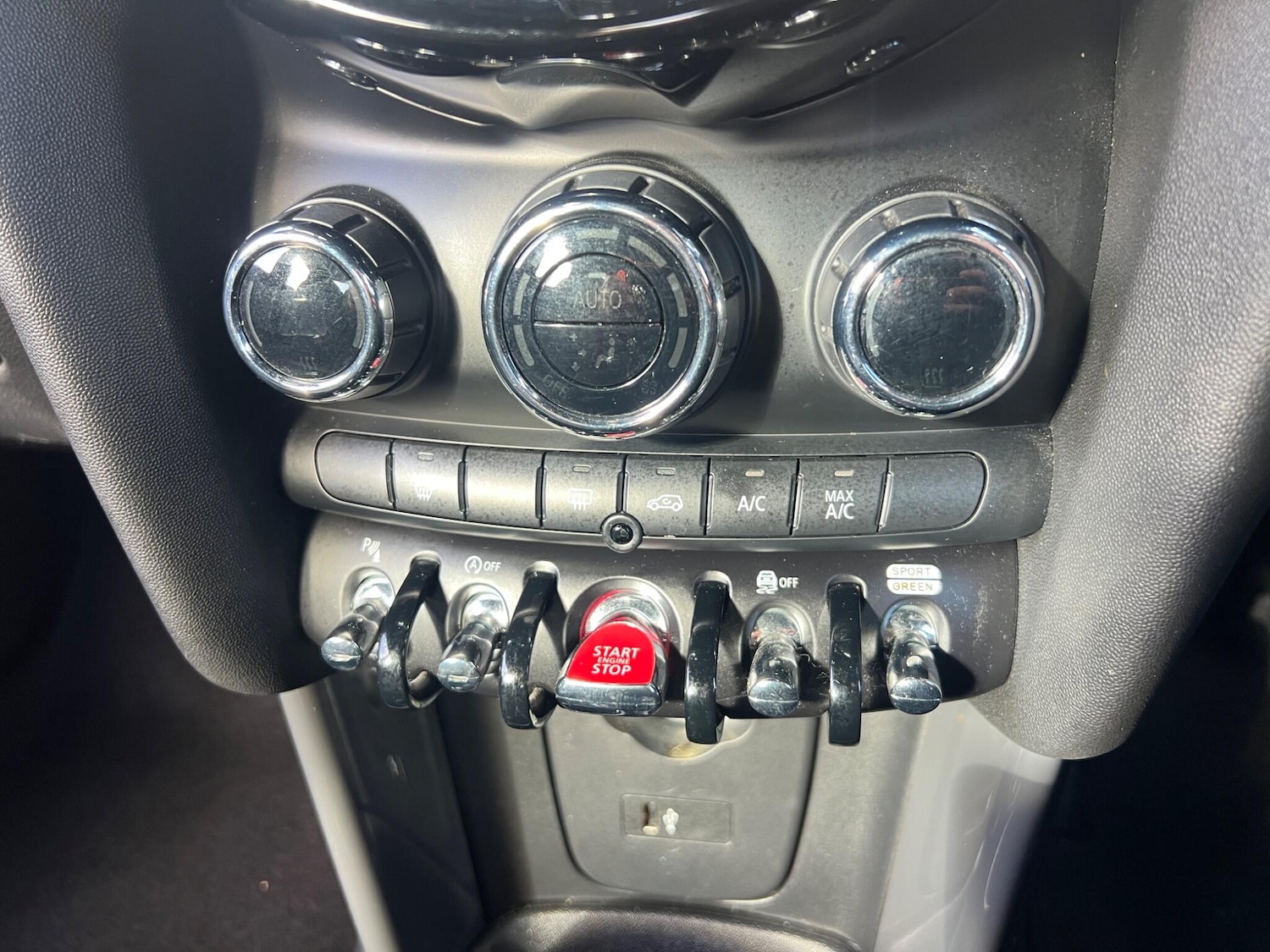 Used MINI Hatch 2018 for sale - 76349489: Photo 25