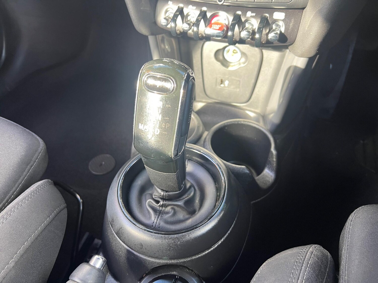 Used MINI Hatch 2018 for sale - 76349489: Photo 6