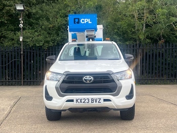 Used Toyota Hilux 2023 for sale - 79311230: Photo