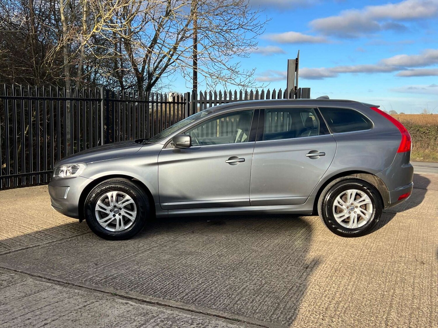 Used Volvo XC60 2016 for sale - 77350971: Photo 13