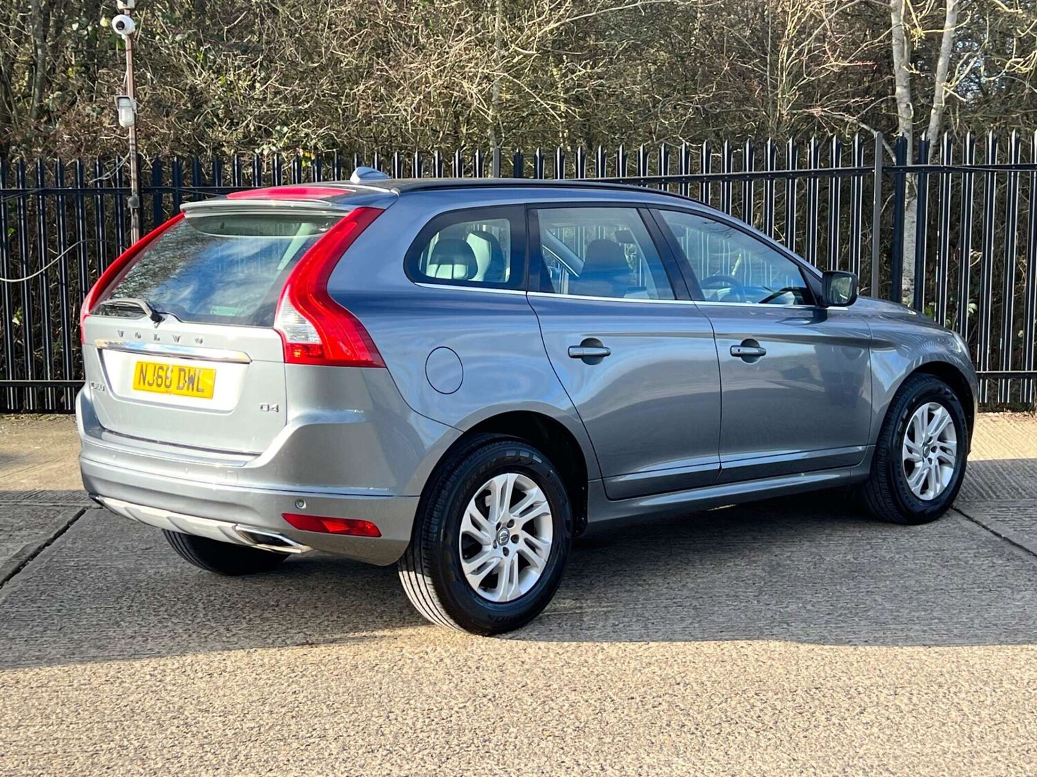 Used Volvo XC60 2016 for sale - 77350971: Photo 9
