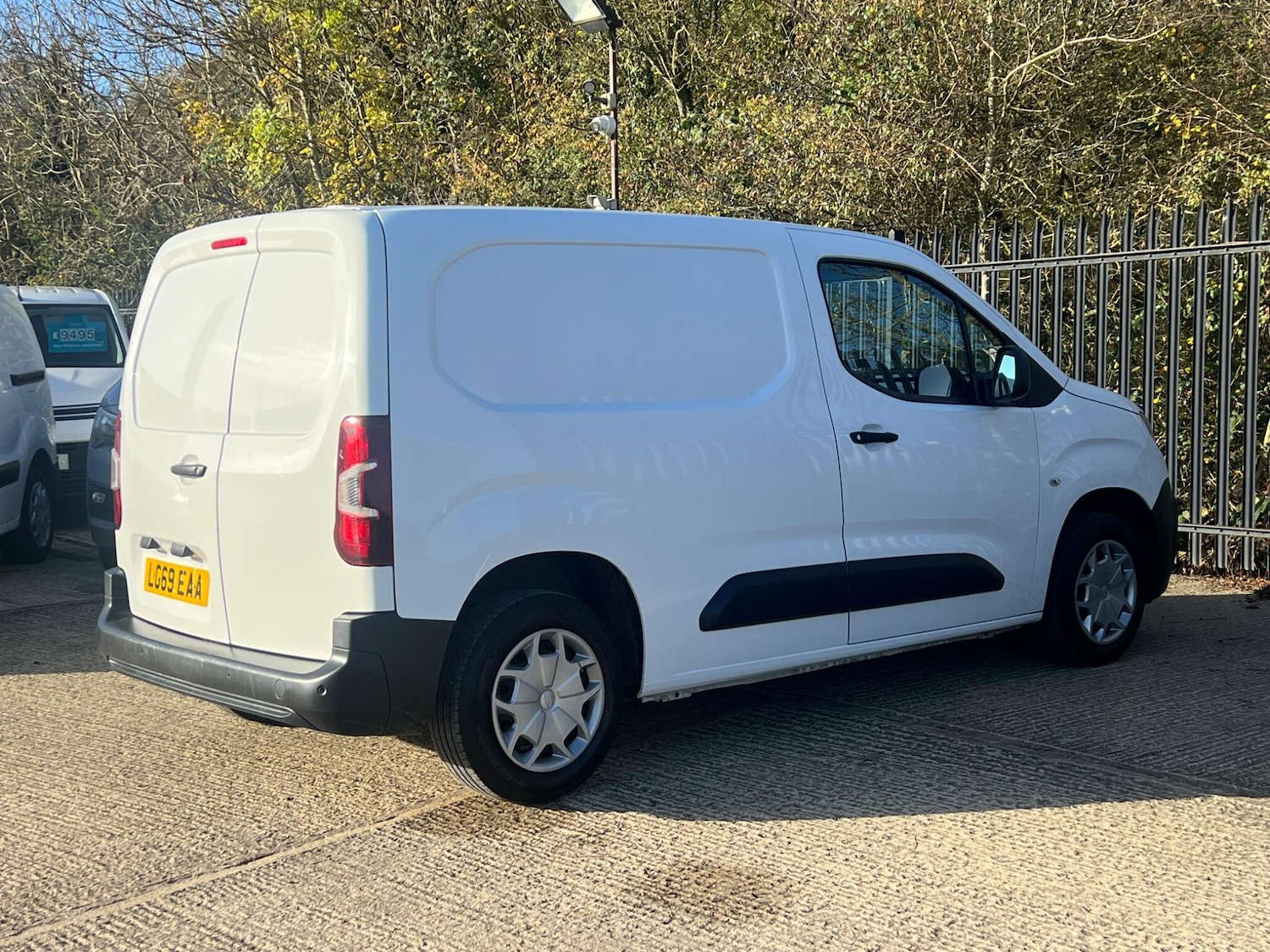 Used Citroen Berlingo 2019 for sale - 76607062: Photo 11