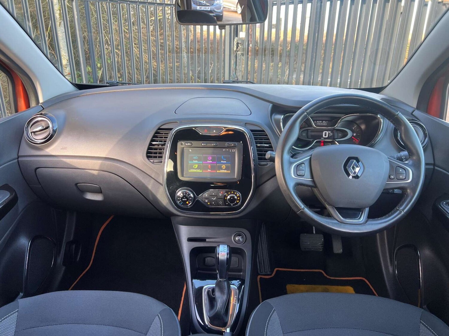 Used Renault Captur 2017 for sale - 77350965: Photo 7