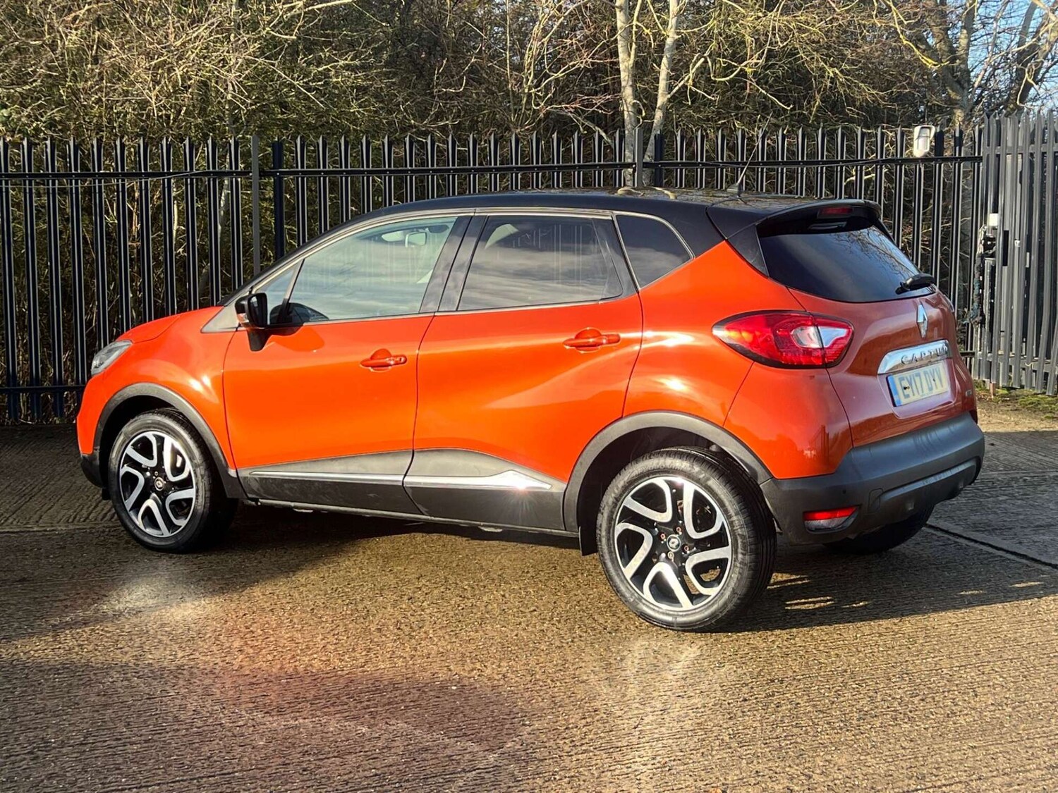 Used Renault Captur 2017 for sale - 77350965: Photo 9