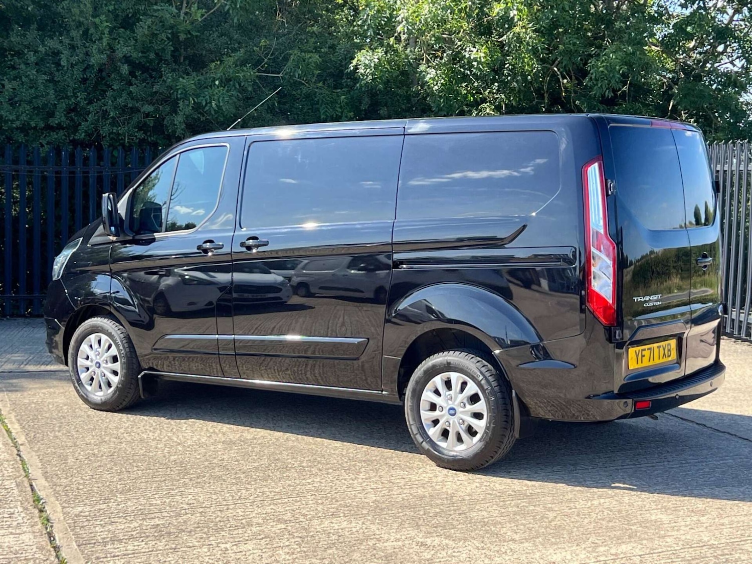 Used Ford Transit Custom 2021 for sale - 77350994: Photo 10