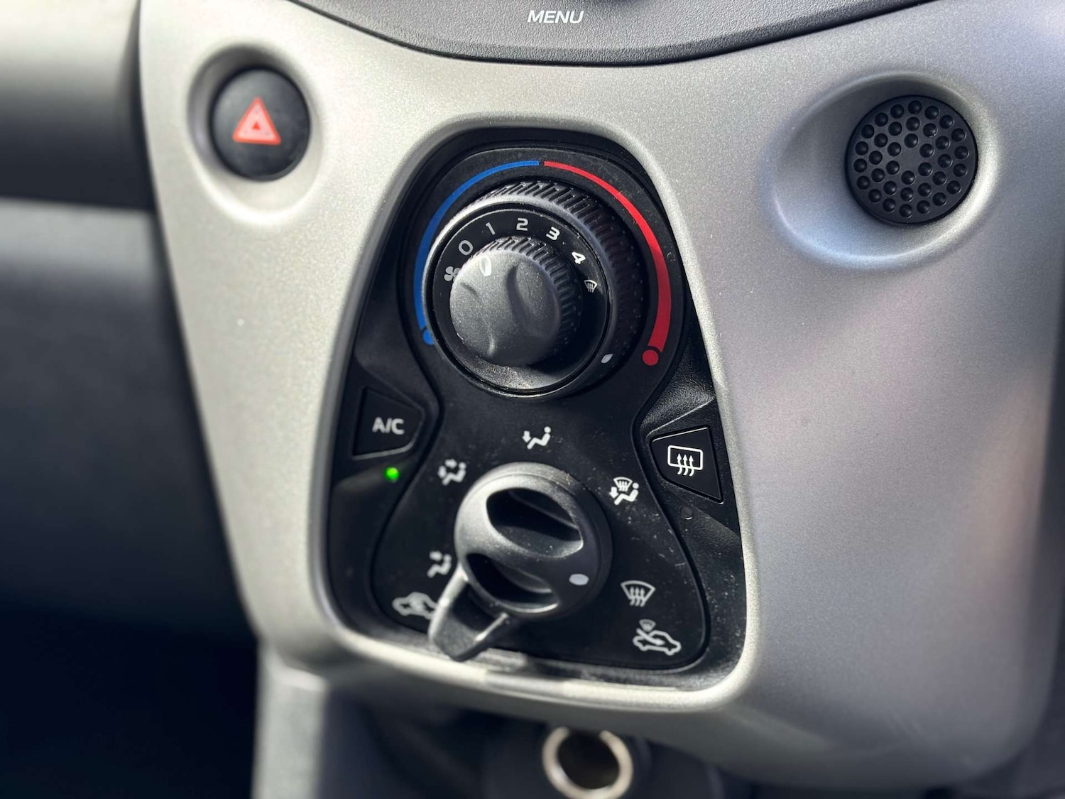 Used Toyota AYGO 2016 for sale - 77836336: Photo 28