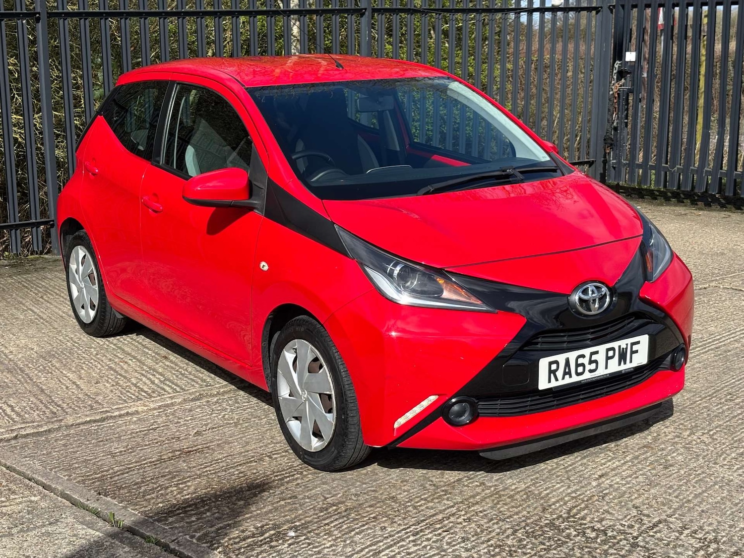Used Toyota AYGO 2016 for sale - 77836336: Photo 3