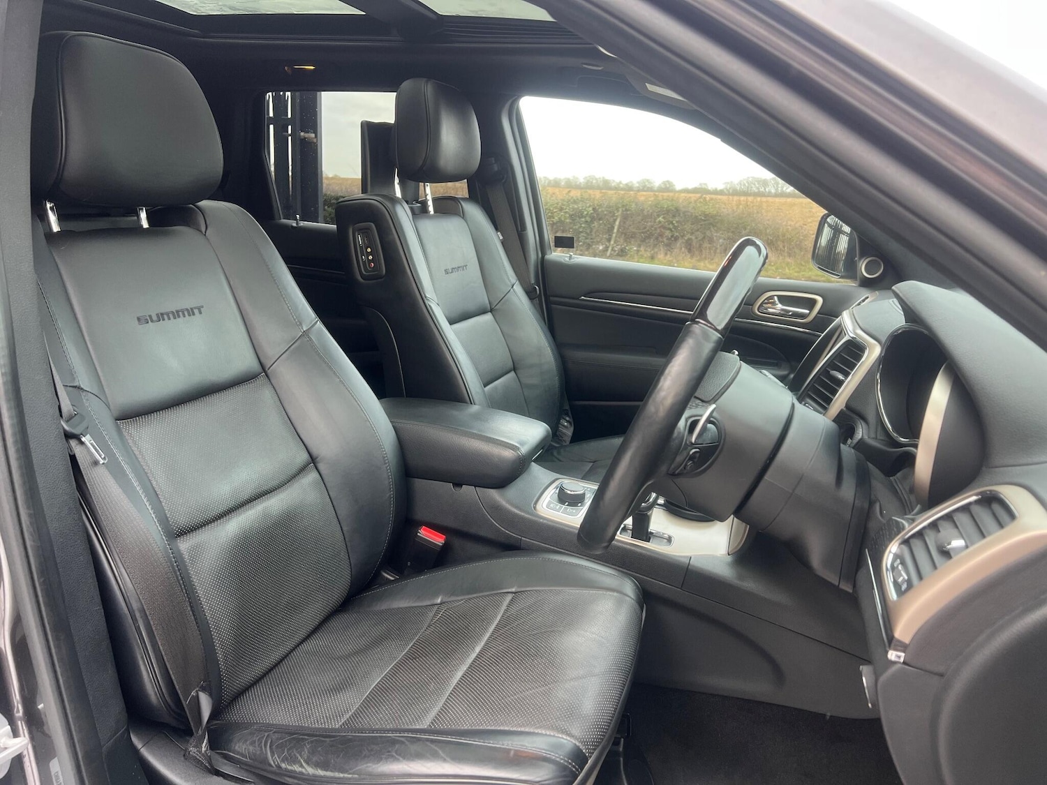 Used Jeep Grand Cherokee 2015 for sale - 77108871: Photo 24