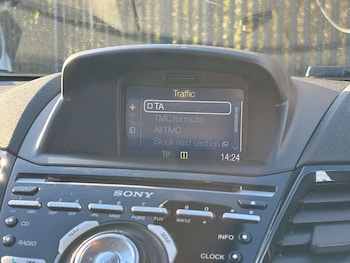 Used Ford Fiesta 2017 for sale - 77393386: Photo