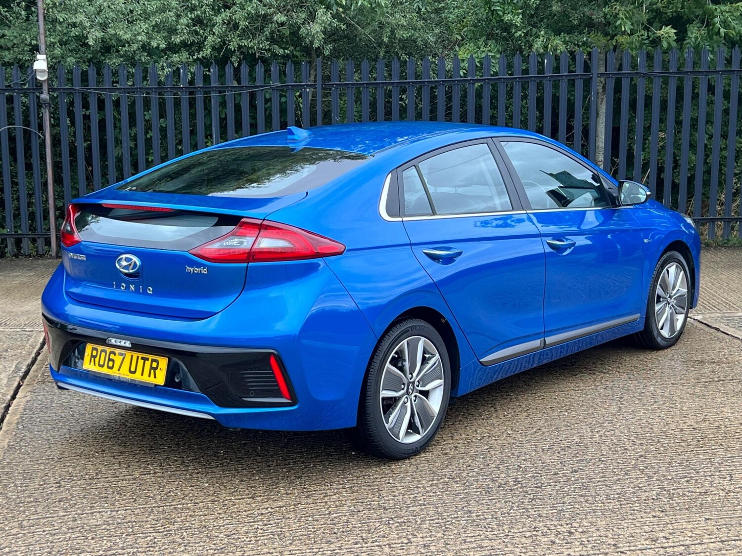 Used Hyundai IONIQ 2017 for sale - 75915533: Photo 9