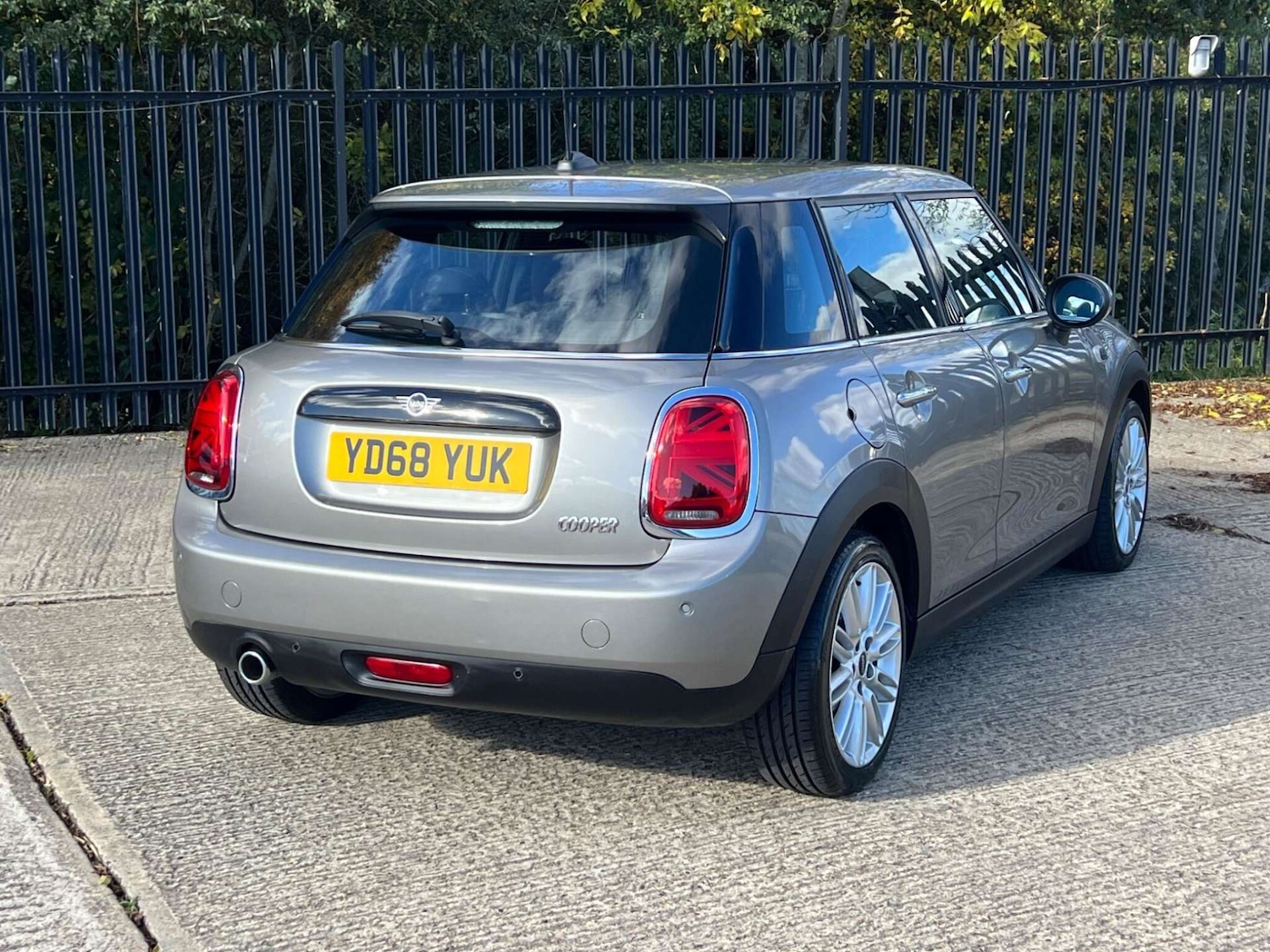 Used MINI Hatch 2018 for sale - 77350976: Photo 20