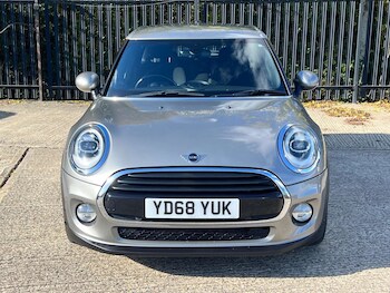 Used MINI Hatch 2018 for sale - 77350976: Photo
