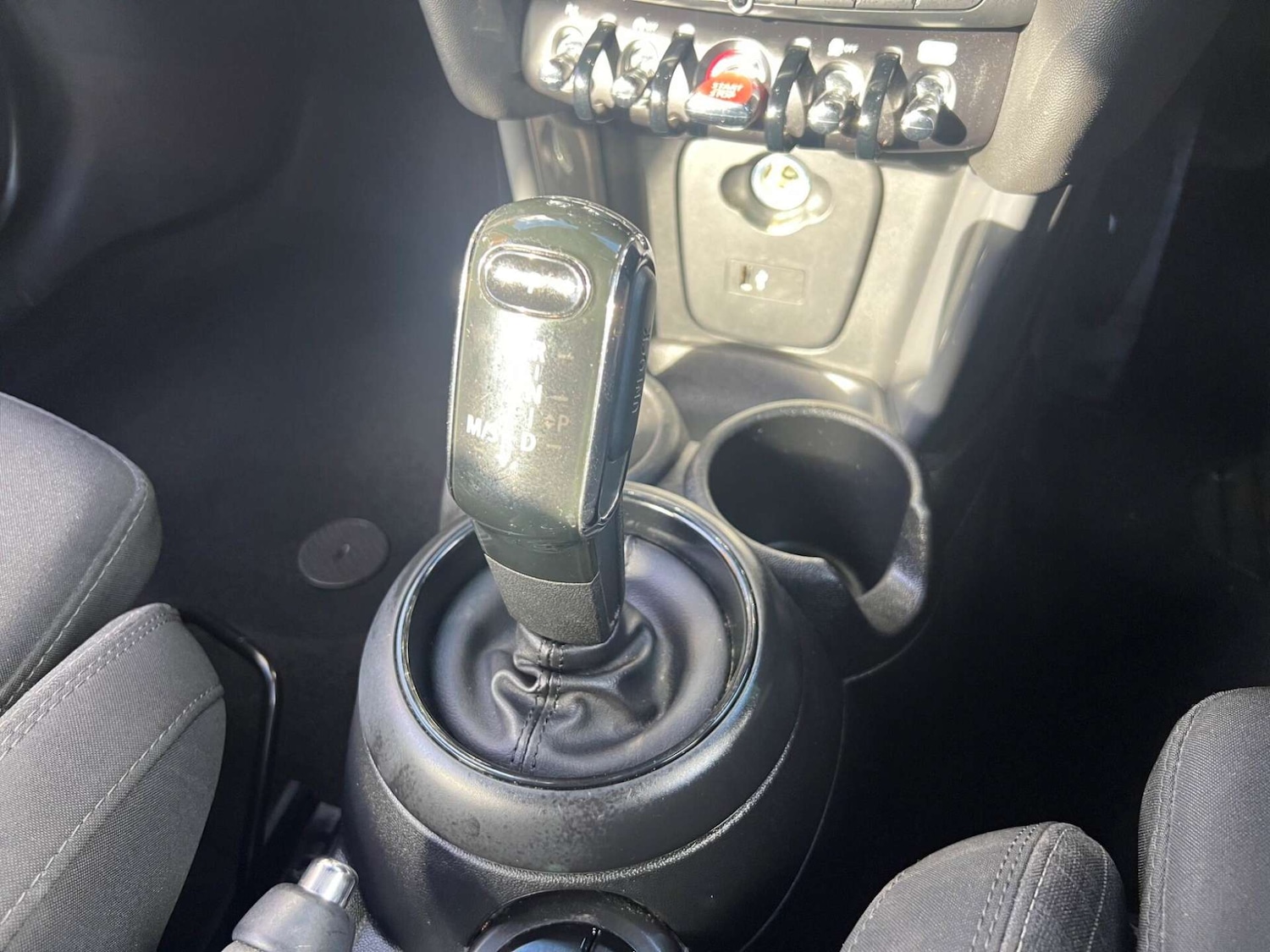 Used MINI Hatch 2018 for sale - 77350976: Photo 6