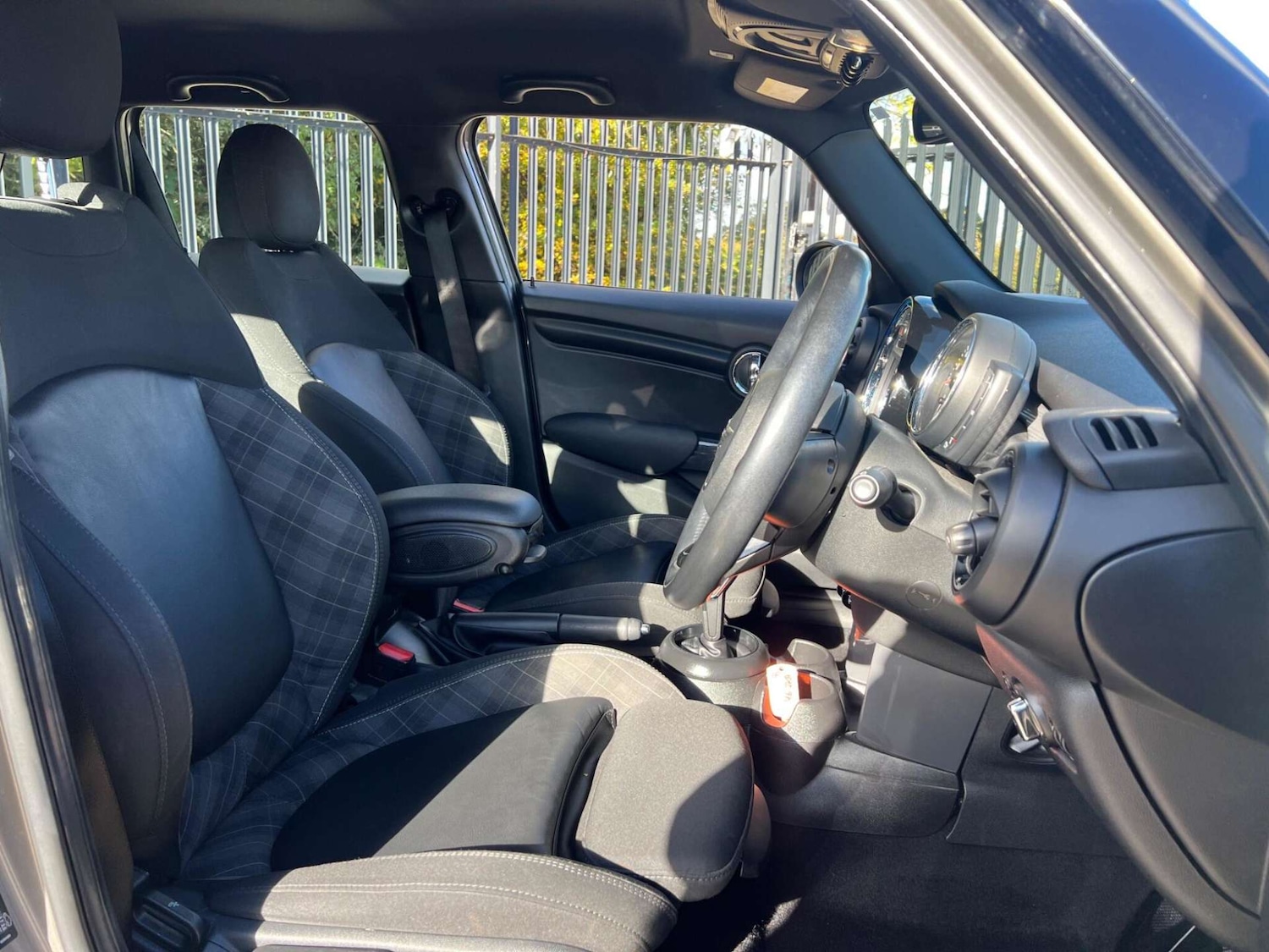 Used MINI Hatch 2018 for sale - 77350976: Photo 7