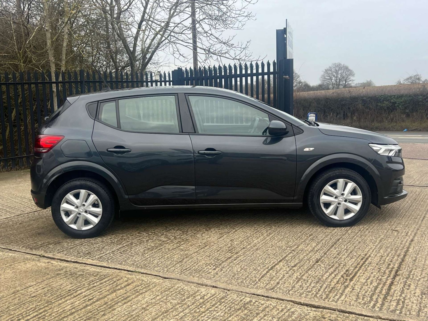 Used Dacia Sandero 2021 for sale - 77350948: Photo 15