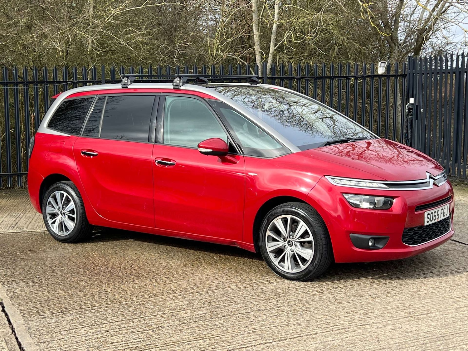 Used Citroen Grand C4 Picasso 2016 for sale - 77632204: Photo 3