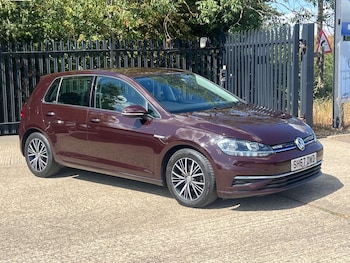 Used Volkswagen Golf 2017 for sale - 79573166: Photo