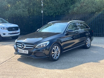 Used Mercedes-Benz C Class 2016 for sale - 79359117: Photo