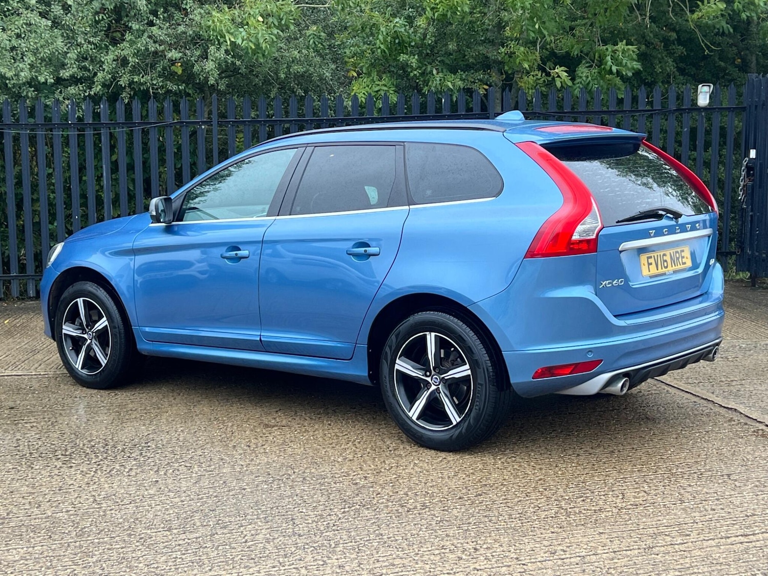 Used Volvo XC60 2016 for sale - 76135880: Photo 12