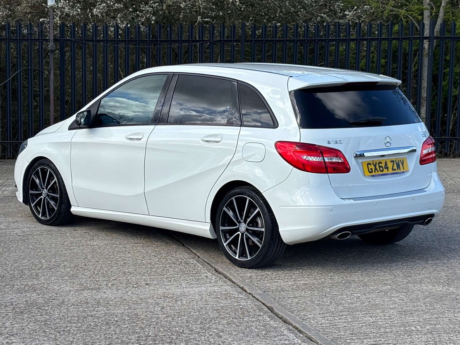 Used Mercedes-Benz B Class 2014 for sale - 78027727: Photo 23