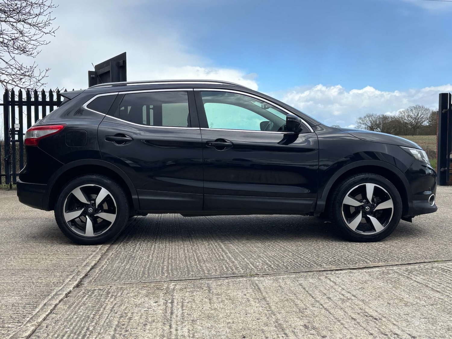 Used Nissan Qashqai 2017 for sale - 78027749: Photo 7