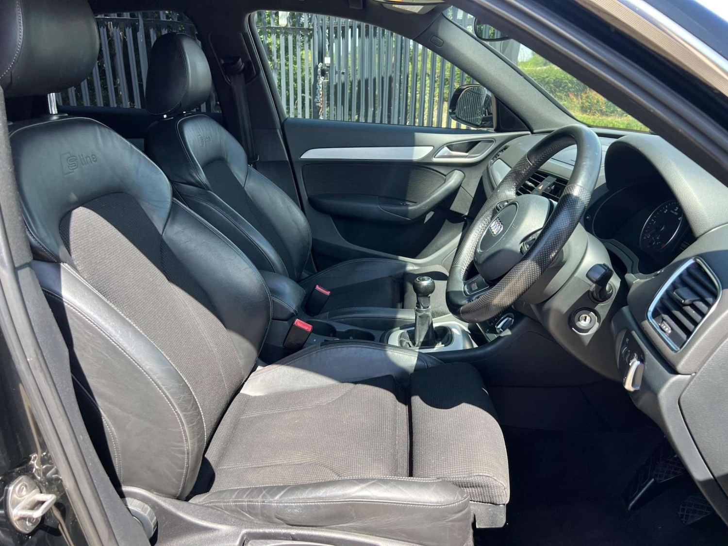 Used Audi Q3 2012 for sale - 77350993: Photo 22